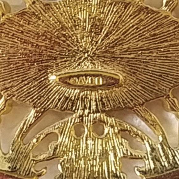 AVON "PASTEL LACE" PIN BROOCH - VINTAGE with PINK ROSES - Picture 4 of 5